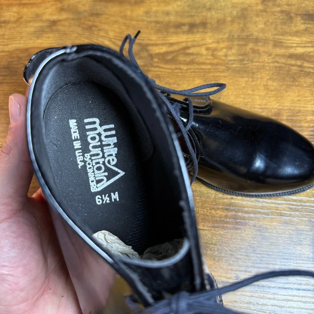 White Mountain Patent Leather Black Chukka Ankle Boots Womens 6.5 M‎ Made in USA